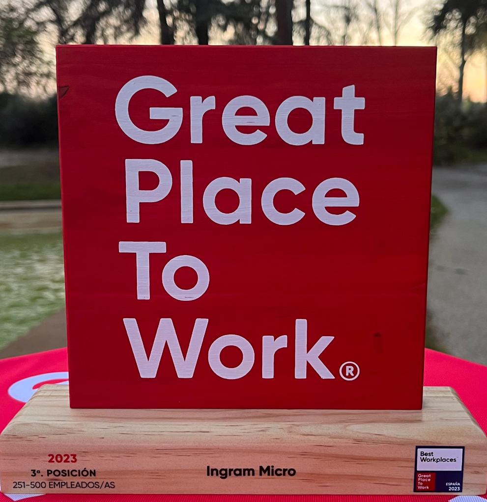 IngramMicroES's tweet photo. ¡Estamos emocionad@s de anunciar que hemos sido reconocidos con el 3º premio Best Workplaces España 2023 en la categoría 251 a 500 empleados/as!

#BestWorkplaces23
#BestWorkplaces2023
#IngramMicroES 
#ShapeTomorrowIngramMicro

@GPTW_Spain https://t.co/lNXVFjsyU7