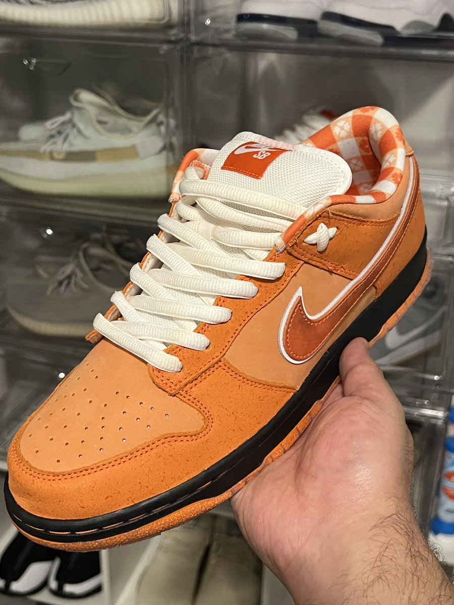 LuisRod817's tweet photo. My home run is the shoe that started all for me, the orange lobsters, 11.5 #atmoscollectorsclub  #atmosweb https://t.co/QVdqajKCJU