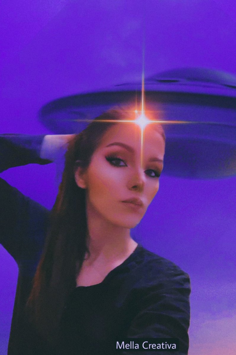 MellaTiamat's tweet photo. Hello Earthlings! 😀🛸❤️ BELEIVE! #Aliens #alien #alienmodel #model #spacemodel #actress #science #portrait #ufo #art https://t.co/Q6unne6S9G