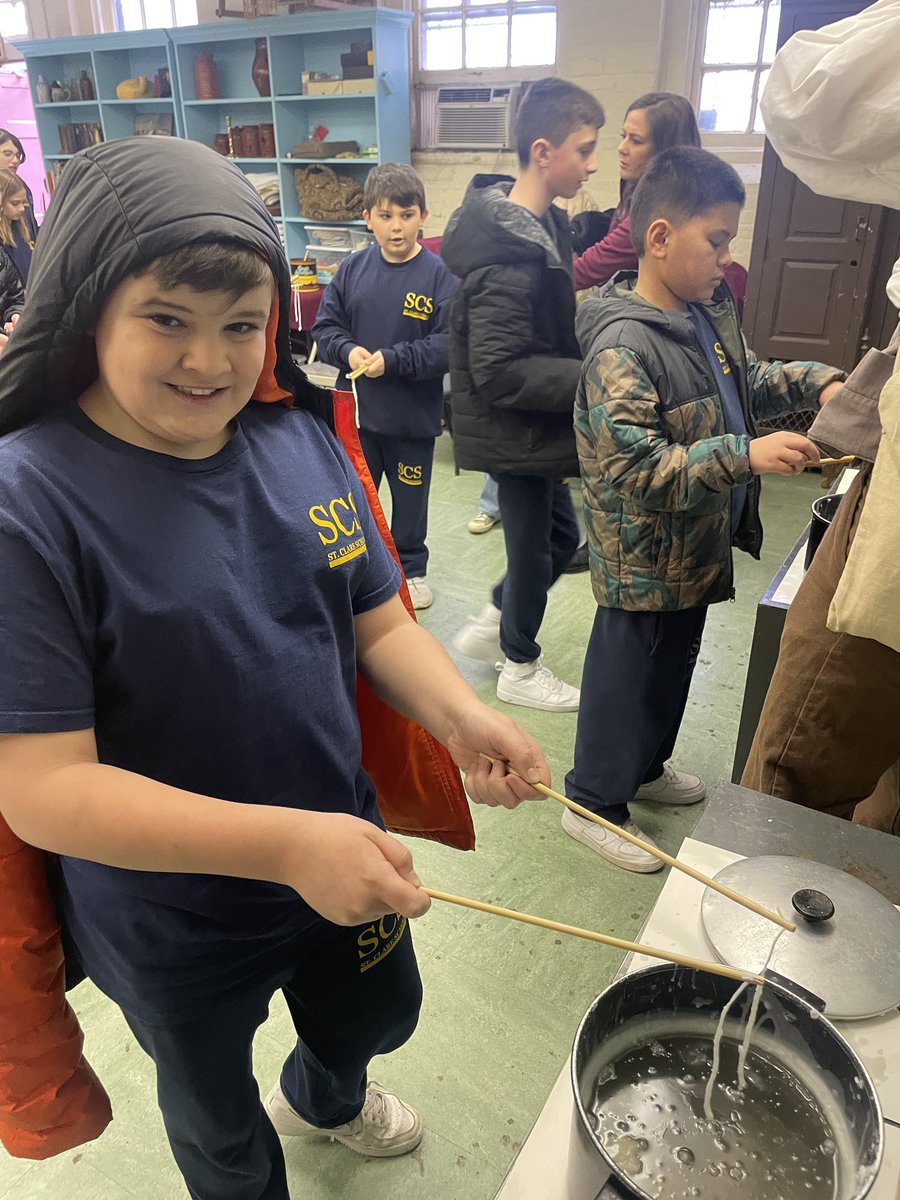 St. Clare School tweet media