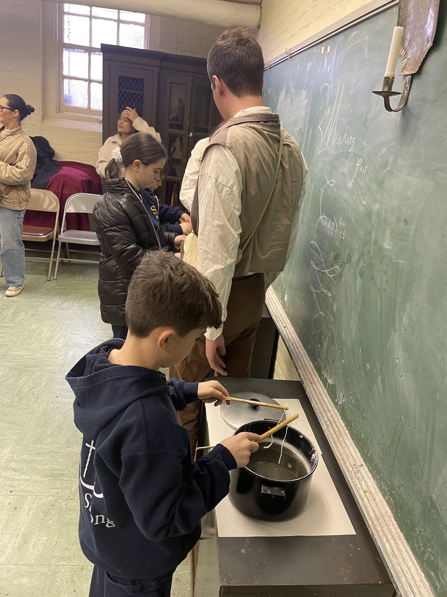 St. Clare School tweet media