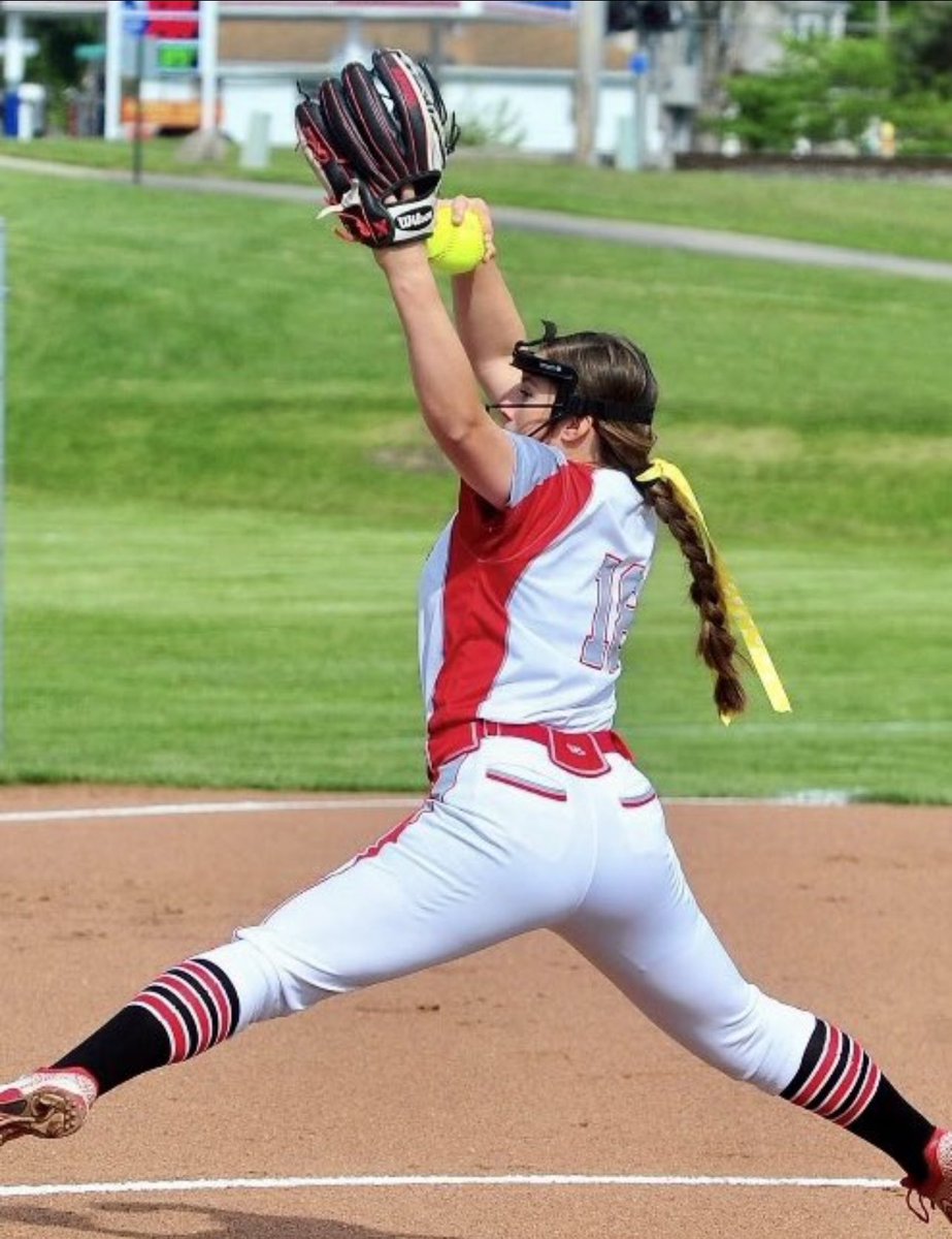 softball_troy's tweet photo. Last night @AbigailWelbaum became the all time K’s leader in Troy High School softball history.  Entering our first two games of the season Abby only needed 14 K’s to take the honors.  She had a total of 17 K’s over these 2 games.  @LeeUSoftball @lasers_05 https://t.co/N1Sh9wt5nP