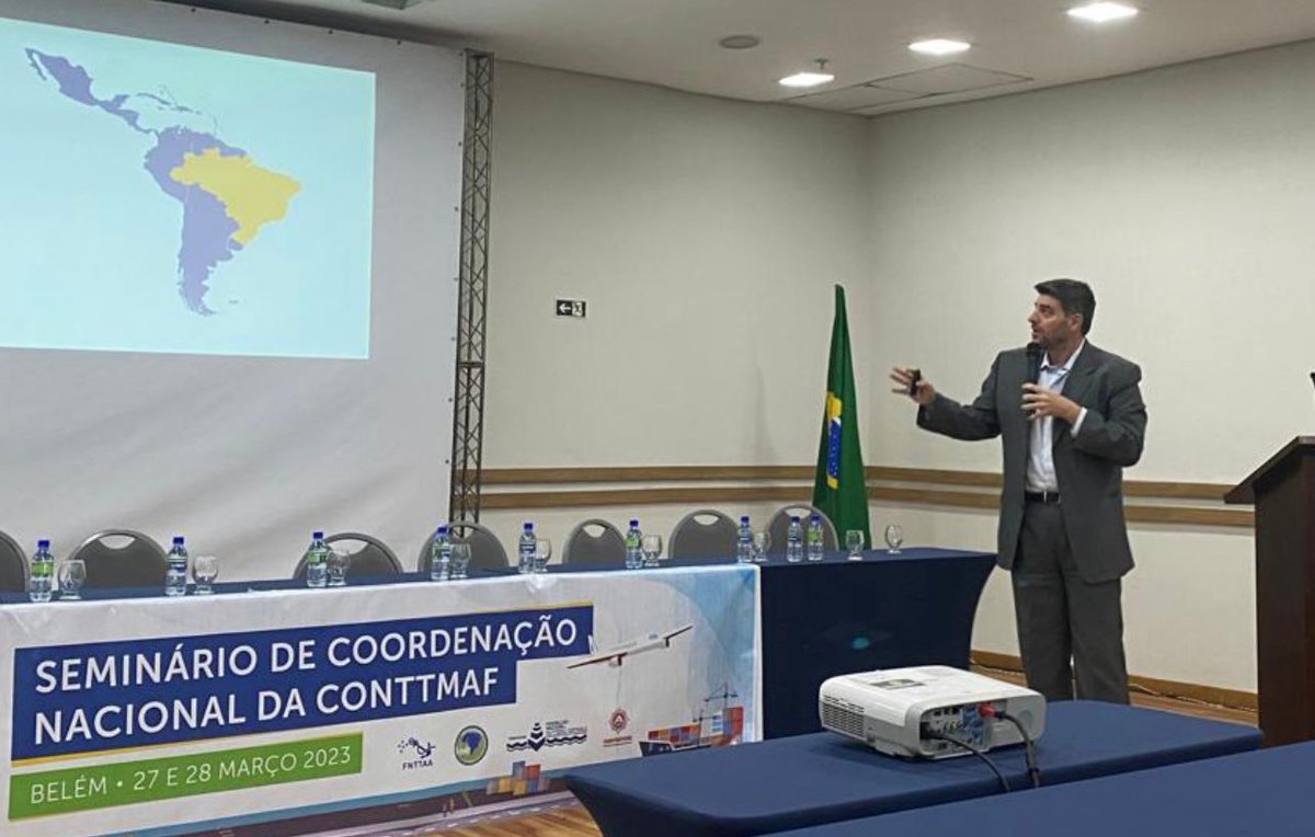 ITF_Americas's tweet photo. #Brasil🇧🇷Finalizou o Seminário de Coord Nal da #CONTTMAF, onde Emiliano Addisi, vice-secr reg apresentou a participação dos afiliados brasileiros e renovou, junto com Luiz de Lima,líder da campanha portuária,o compromiso da ITF para aumentar a força sindical no país #SomosITF https://t.co/431tNcAYXU