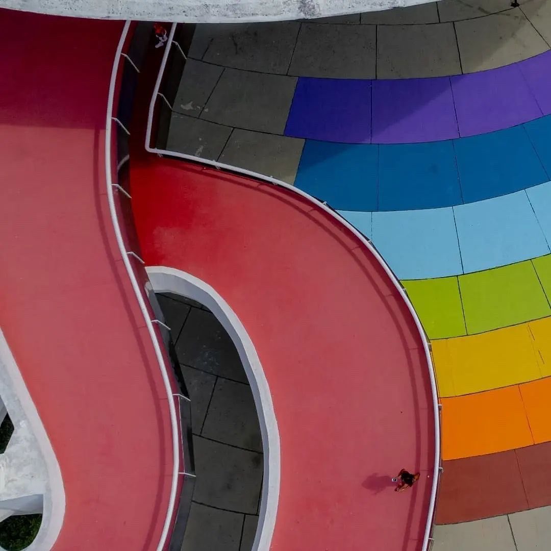 Registros incríveis do @ marcelomania 🛸🌈

Vem visitar a gente! O pátio do museu abre diariamente, com entrada gratuita, das 9h às 18h. 

Já nas galerias internas, a visitação acontece de terça a domingo, de 10h às 18h (com entrada até às 17h30) 💫