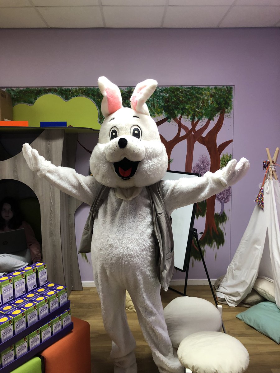 ElsaStancliffe's tweet image. When you have the best Easter Bunny ever 🤍🤍🤍