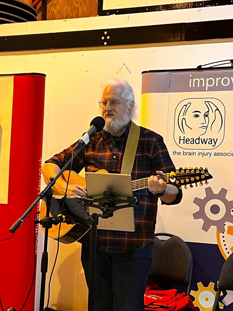 PbrownNeuro's tweet photo. Great to see Jim and Ronnie’s fantastic collaborative song The Penny Drops featuring in @HeadwayUK news such a lovely song which captures the effects of #BrainInjury so well. Here is Ronnie at #LAN23 https://t.co/uHXcvI1MEI https://t.co/MNAKSTHeqn