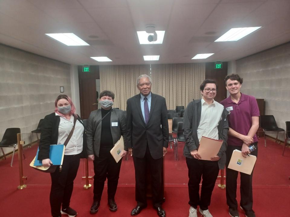 Took some time today to join in on @equalitync's Advocay Day and meet with <a href="/DanBlueNC/">Dan Blue</a> and <a href="/LisaGrafstein/">Lisa Grafstein</a> to talk LGBT+ bills North Carolina. #QueertheNCGA #ENCAdvocacyDay