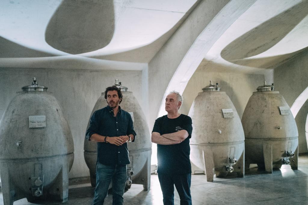 Una vez más en Argentina como embajador de Telefónica. Gracias a la familia Zuccardi por la invitación a Mendoza para conocer su maestría en materia de vinos y aceites de oliva. 
Sin duda, días llenos de aprendizaje y lluvia de ideas. Gracias @telefonica_ar 
@zuccardivalledeuco