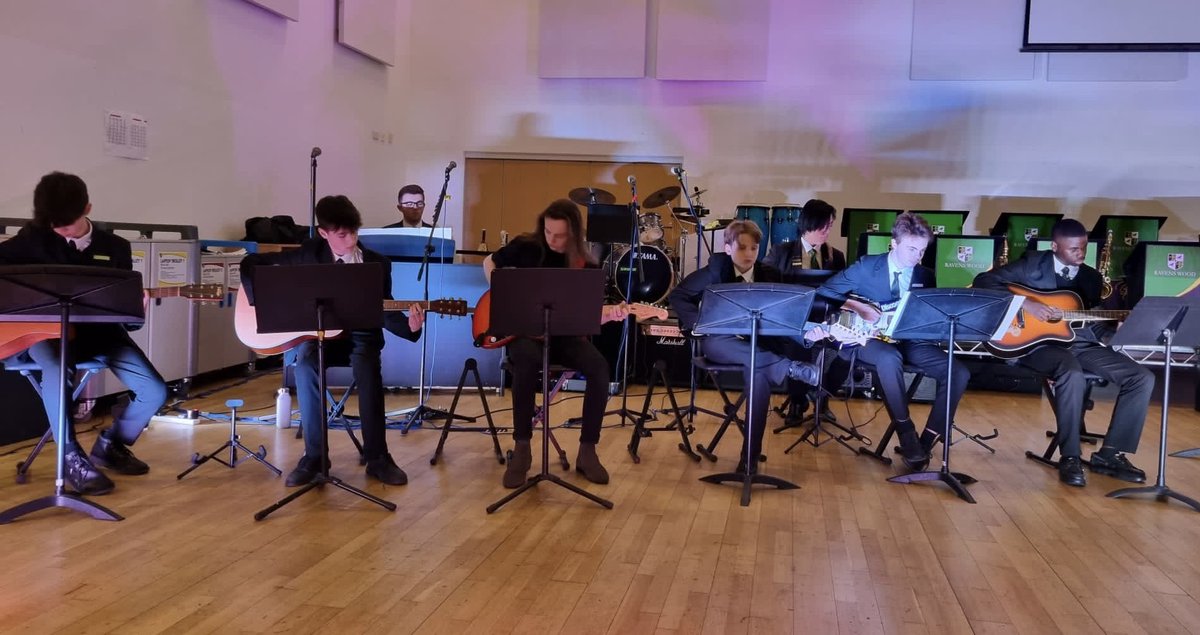 rw_school's tweet photo. #SpringConcert2023 https://t.co/5kK9hpL3WC