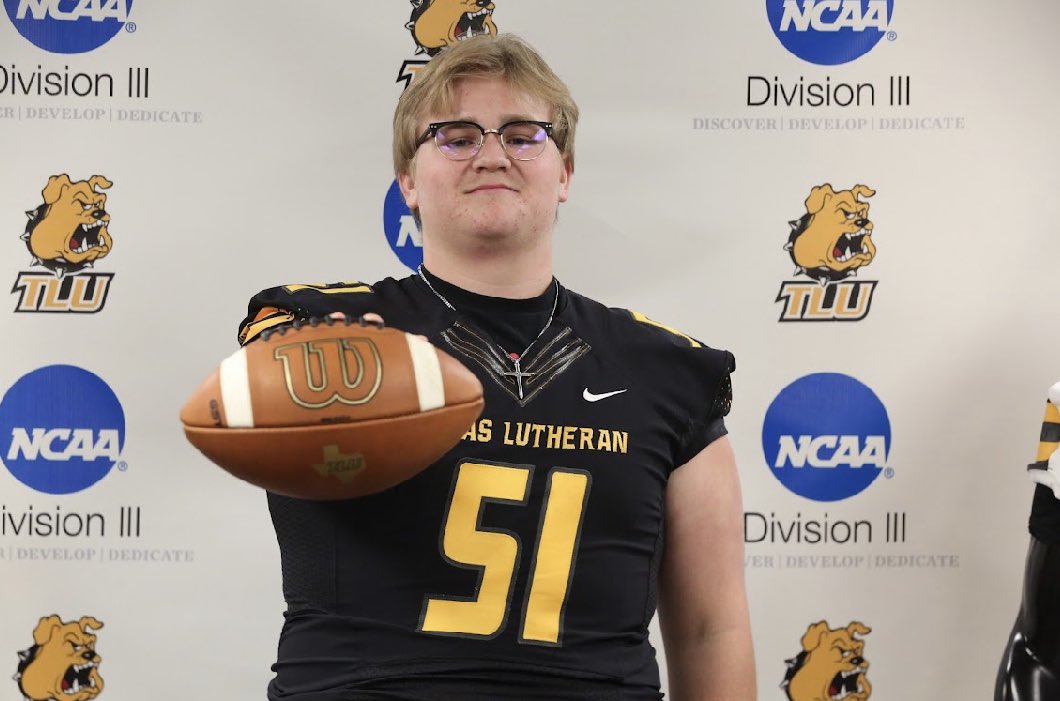 I had a great time visiting Texas Lutheran University! Thank you to <a href="/Coach_GarciaJ/">Coach Johnny Garcia Jr.</a> for having me out!! 
<a href="/TLU_Football/">TLU Football</a>  <a href="/NealLahue/">Coach Neal LaHue</a> 
#PupsUp #TooLiveU