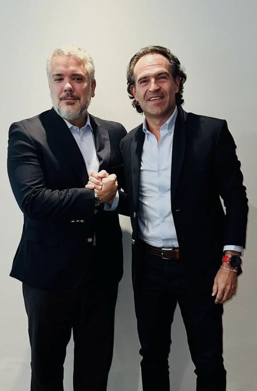 IvanDuque's tweet photo. Gran encuentro con mi amigo @FicoGutierrez en el cual hablamos del presente y el futuro del país. 

Gracias FICO por tu compromiso con Colombia🇨🇴 https://t.co/tbyY3TesBP