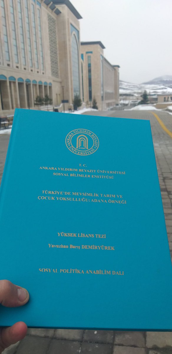 Sivil toplum ve kamuda 5 yılı aşkın bir süredir çalıştığım çocuk alanında yüksek lisans tezimle devam etmek mutluluk verici. İstikamet doktora..