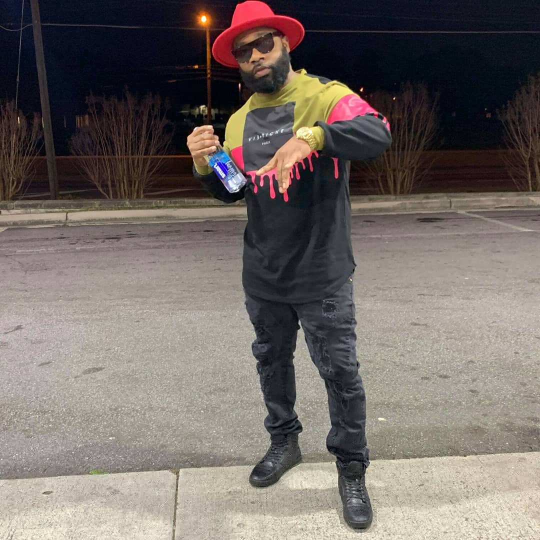BallStarzEntert's tweet photo. #NewProfilePic #BallStarzEnt #Balltronix #business #music #branding #marketing #investments #forex #stocks #options https://t.co/koNE1RTIjE