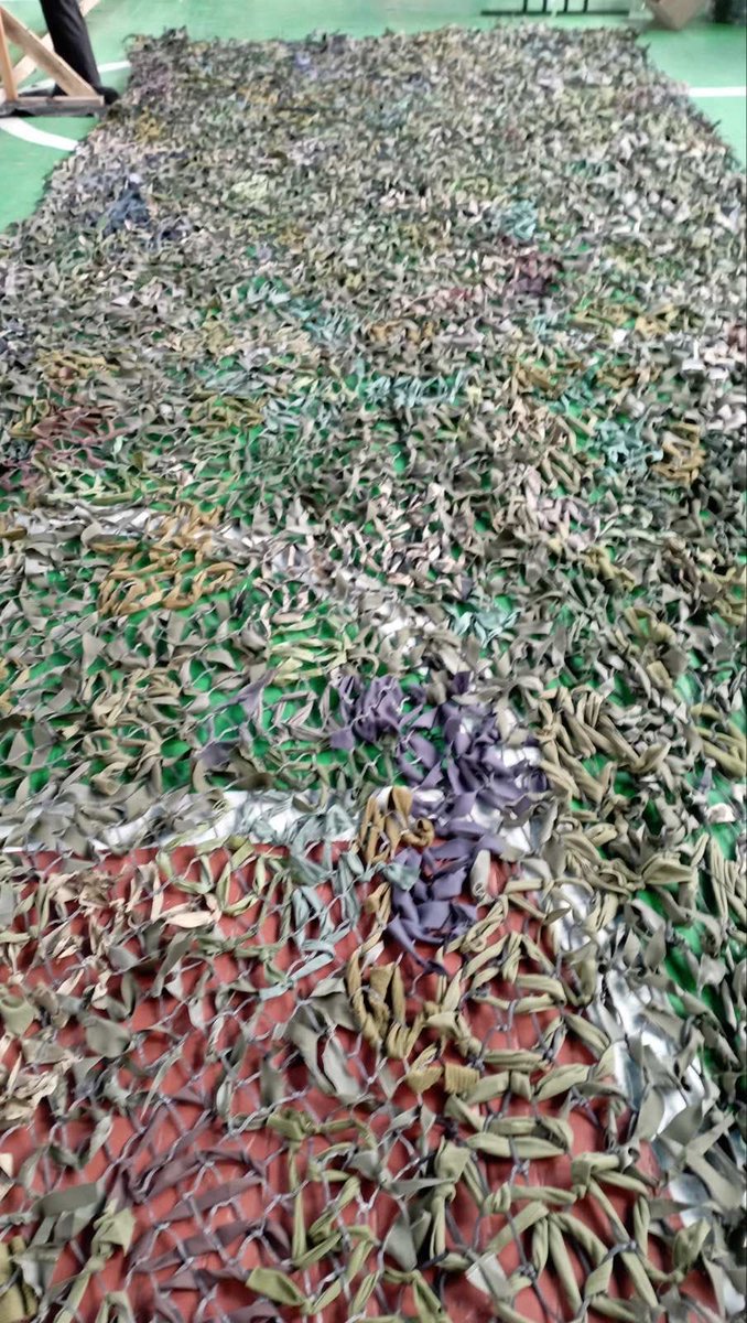 defendukraini's tweet photo. OMG - CAN YOU IMAGINE?
π¨π¦ β€οΈ πΊπ¦
Our Recycled Pacific Coast salmon fishing nets
From Steveston
In Richmond
(Vancouver suburb)
Repurposed into
Camouflage netting in Ukraine
#ProjectBethune
Now on the #Bakhmut front
Field hospitals, combat medics & equipment
Kyiv https://t.co/N3MD1peFvx