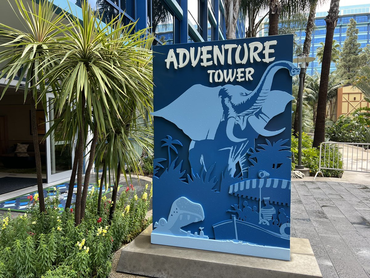 MickeyTravels's tweet image. Did you know the Disneyland Hotel has different themed towers?! It’s exciting to see which one you will get! 

#CelebrateDisney100 #Disneyland #MakingMagic