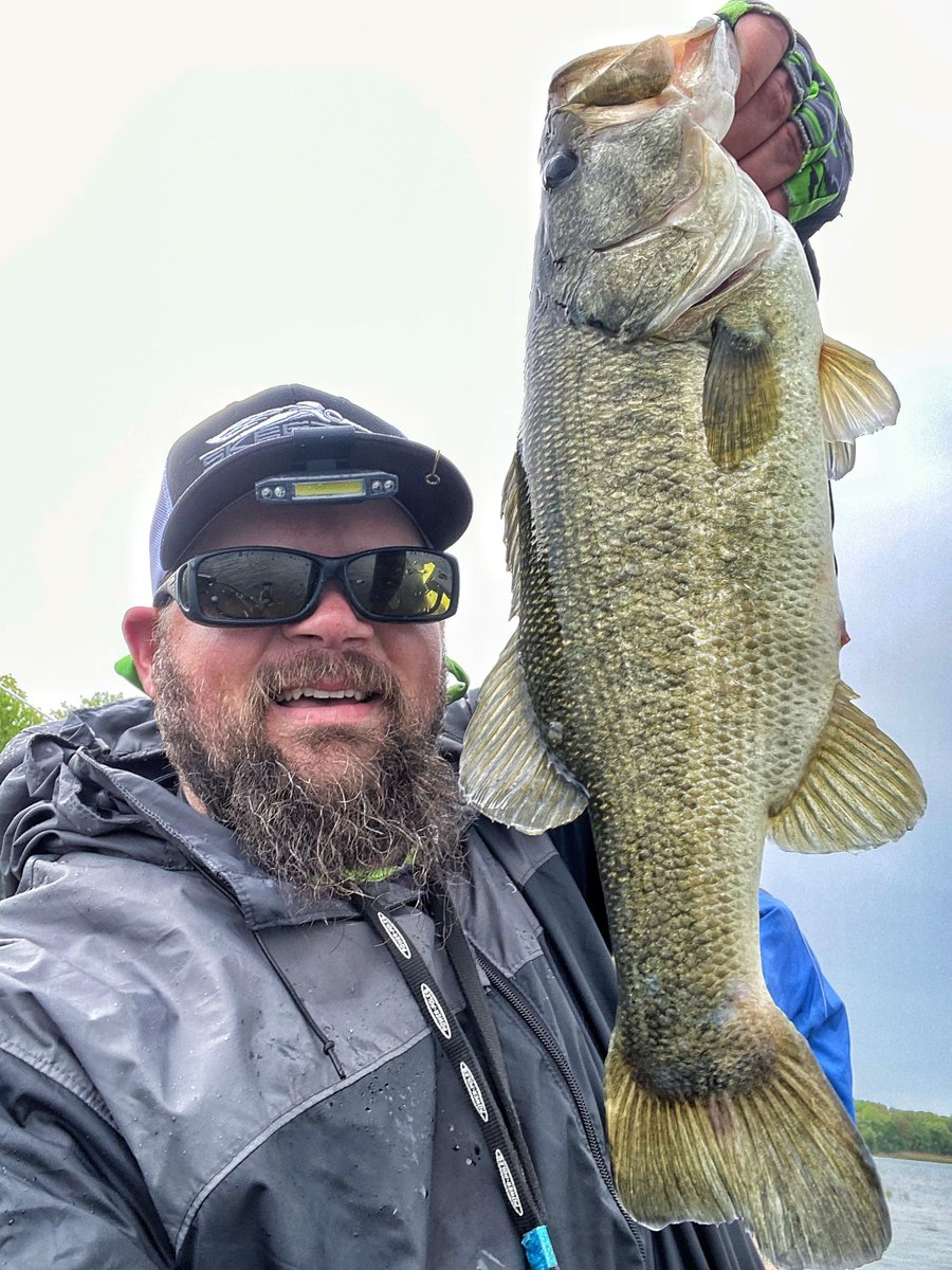 mrgaines_sciguy's tweet photo. Absolutely amazing day on the water. Boated over 30+ bass AND they were quality! Talk about a personal day for some self care! Loving these new baits by @Bassreaperbaits https://t.co/4g8ayicc8B