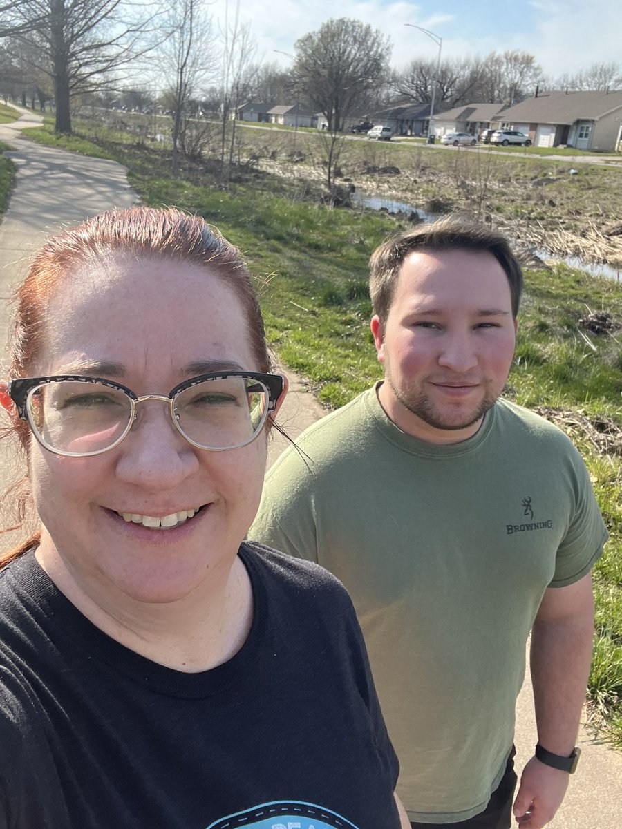 dyane_1105's tweet photo. 2 mile walk today. A little further each day. @MyPeakChallenge https://t.co/jhcSda7jSK