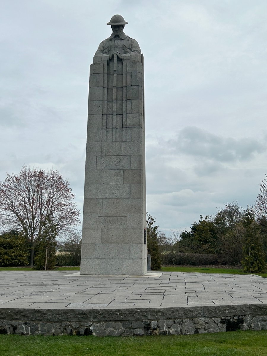 MrLargeRundle's tweet photo. Day 7 and we made it to Ypres, Belgium. Spent some time in the countryside of Flanders before taking in the Menin Gate ceremony #rockiesineurope https://t.co/JeiTLFItRw