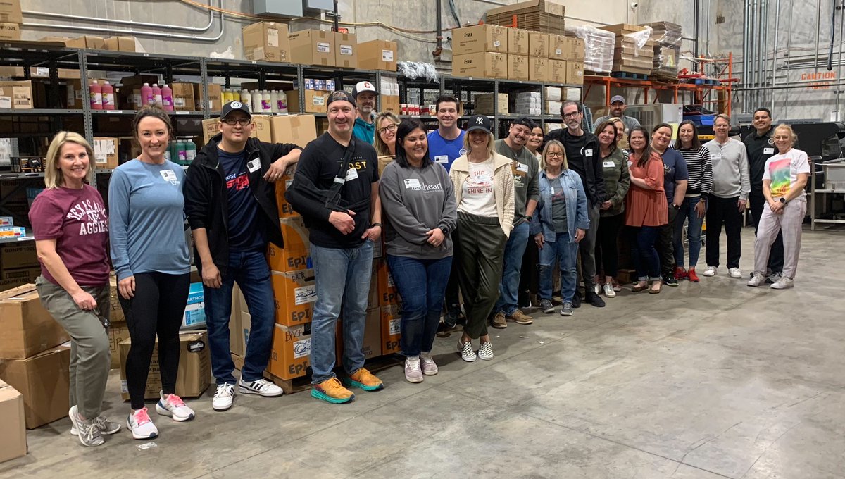 CONNECTgcisd's tweet image. Big thanks to @121CC staff for using a day of service to help us inventory backpacks for this summer’s Back to School Fair in GCISD!