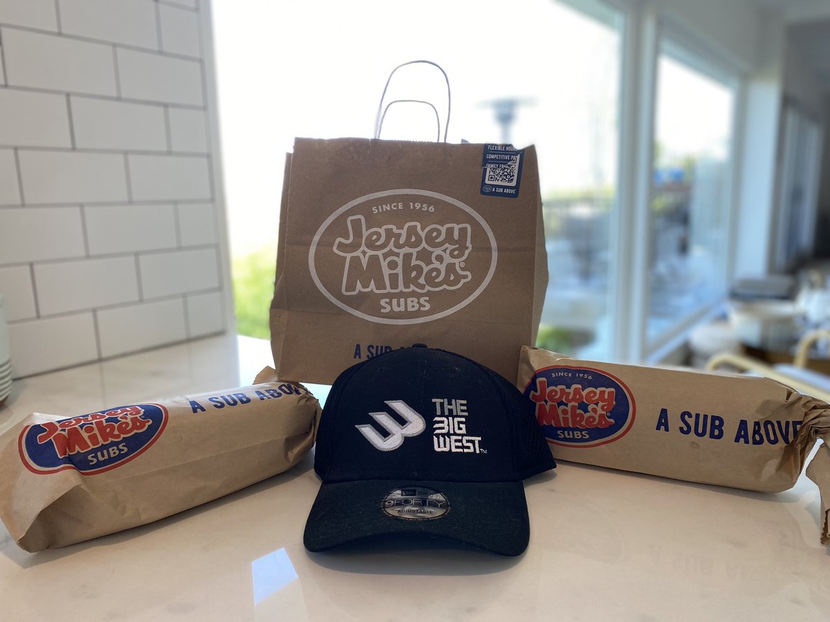 ImTomDavis's tweet photo. Those who believe there is no free lunch just don’t know @VanWagner or the @jerseymikes Day of Giving. Thanks to @ItsMassari and the Official Sandwich of The Big West! #DayOfGiving #ASubAbove #OnlyTheBold #HatNotIncluded #NoFreeLunchMyth https://t.co/2boFVAzXyn