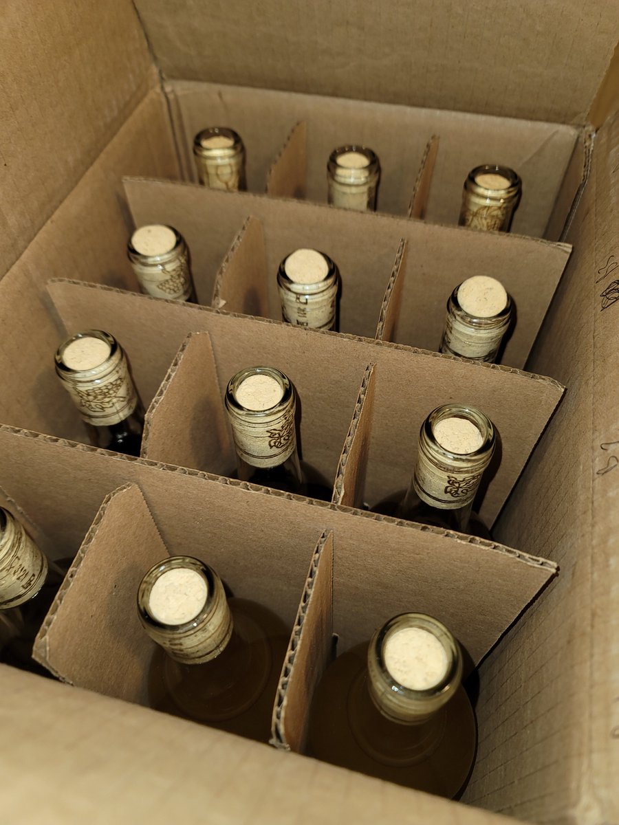 YouToBrew's tweet photo. Just got done bottling a few batches of mead for personal consumption on D&amp;D nights

Now let's see how long they last 😅

#mead #homebrewer #bottlingday #DungeonsAndDragons  #youtobrew https://t.co/hPOa358sQW