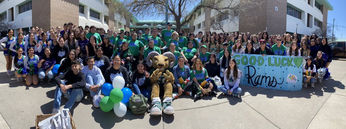 Montwood HS StuCo tweet media
