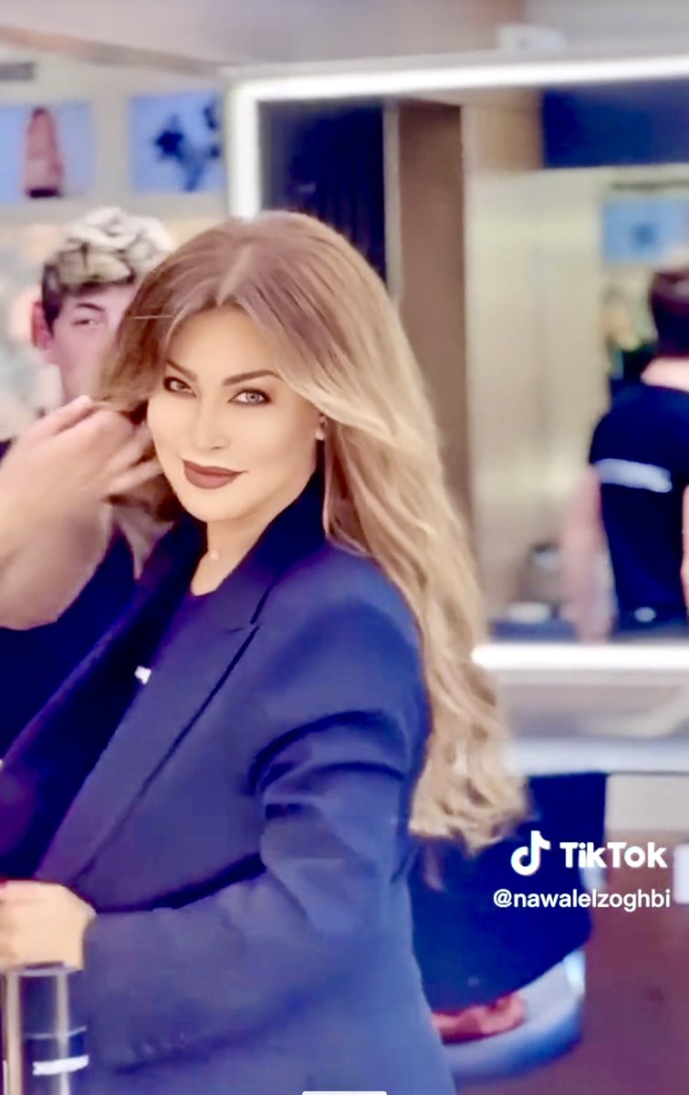 wahabnz92's tweet photo. I can sit for hours without being able to find the right word to describe your beauty nouna @nawalelzoghbi #nawaelzoghbi #Sodfa ❤️Mafi Bjamalek 7adah 😍 #نوال_الزغبي #صدفة #انا_مش_بتساب
https://t.co/GkQLtVUQid https://t.co/EPzybrNjAs