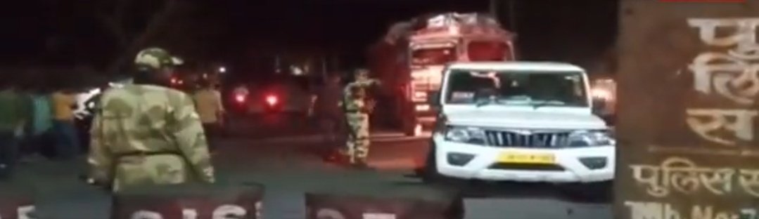 24TopNews_'s tweet photo. #Dhanbad: अवैध कोयले का कारोबार लगातार जारी, जिसके खिवाफ पुलिस और CISF ने मिलकर छापेमारी की

@CISFHQrs @dhanbadpolice #JharkhandNews https://t.co/eUsOAyDOyB