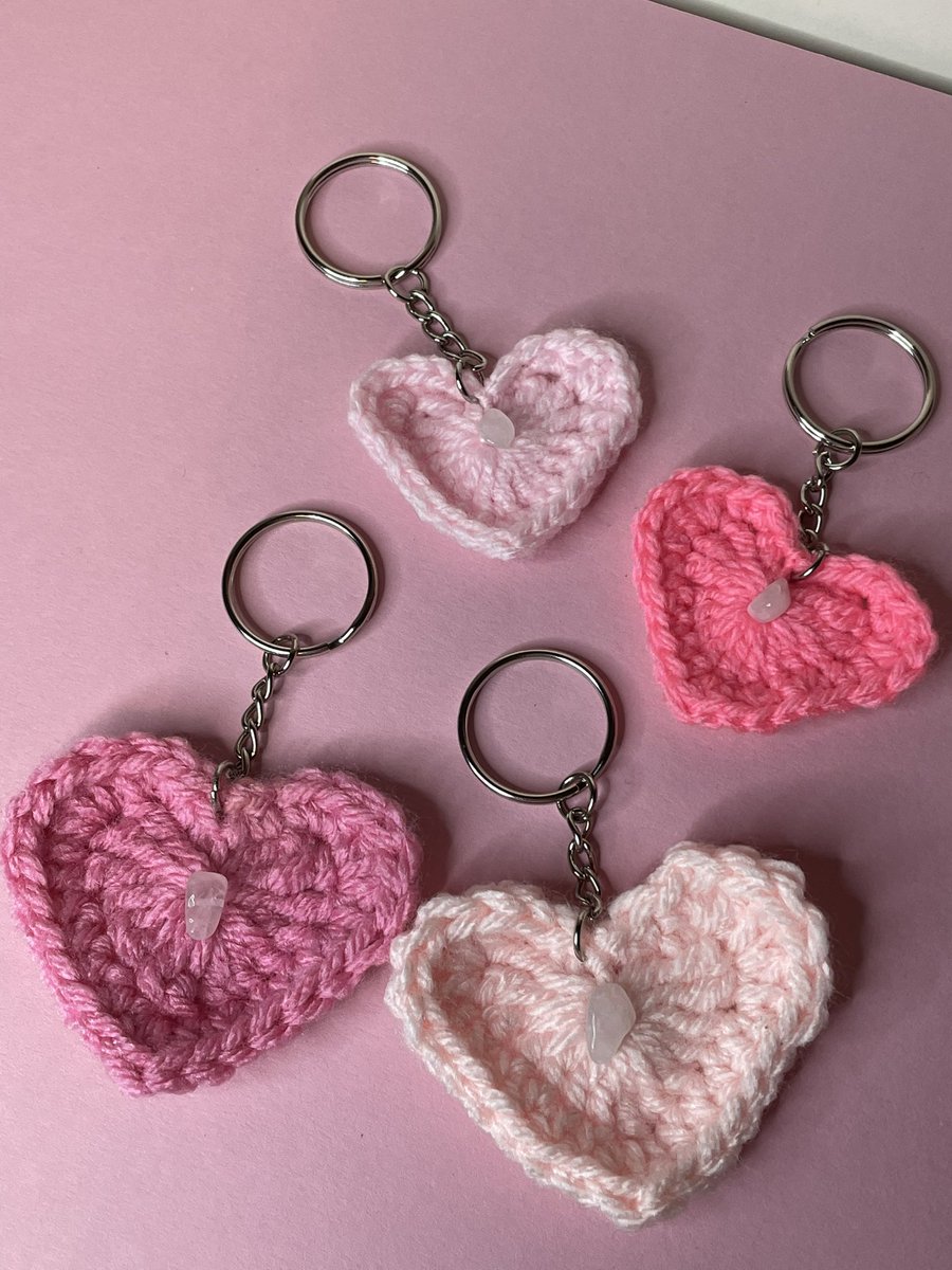 lilhookscrochet's tweet photo. How cute are our crystal crochet keyrings?!? 🔮♥️ https://t.co/YgAknfSbQZ