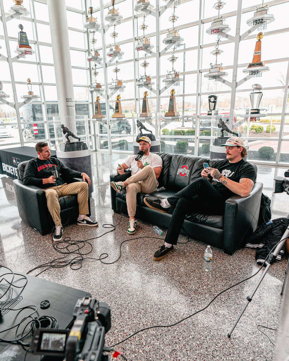 OhioStateFB's tweet photo. hart is bussin’ @BussinWTB @brianhartline https://t.co/uRRjB1PDGZ