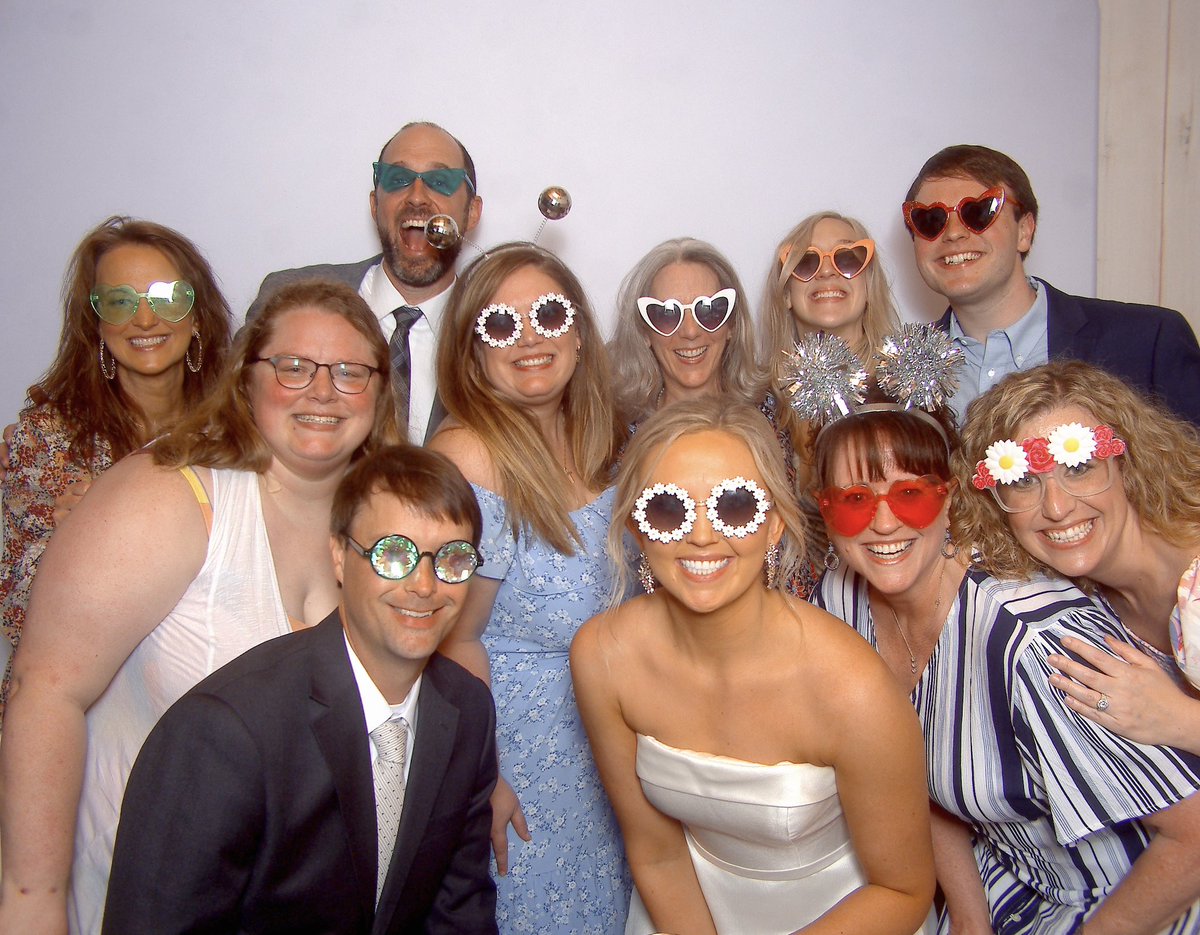 EnglishDept_AHS's tweet photo. Ms. Lovelady got married! ๐ Her English Department peeps were overjoyed to witness this momentous occasion โค๏ธ๐ #englishdepartmentgoals #AHSome @AHSAuburnTigers https://t.co/dh4MPbvqed