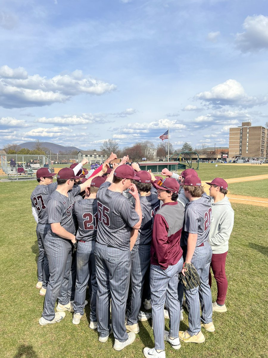 SC_baseball1's tweet photo. Game time at community field!!
#piaabaseball #statehigh https://t.co/IGN7hYm9MD