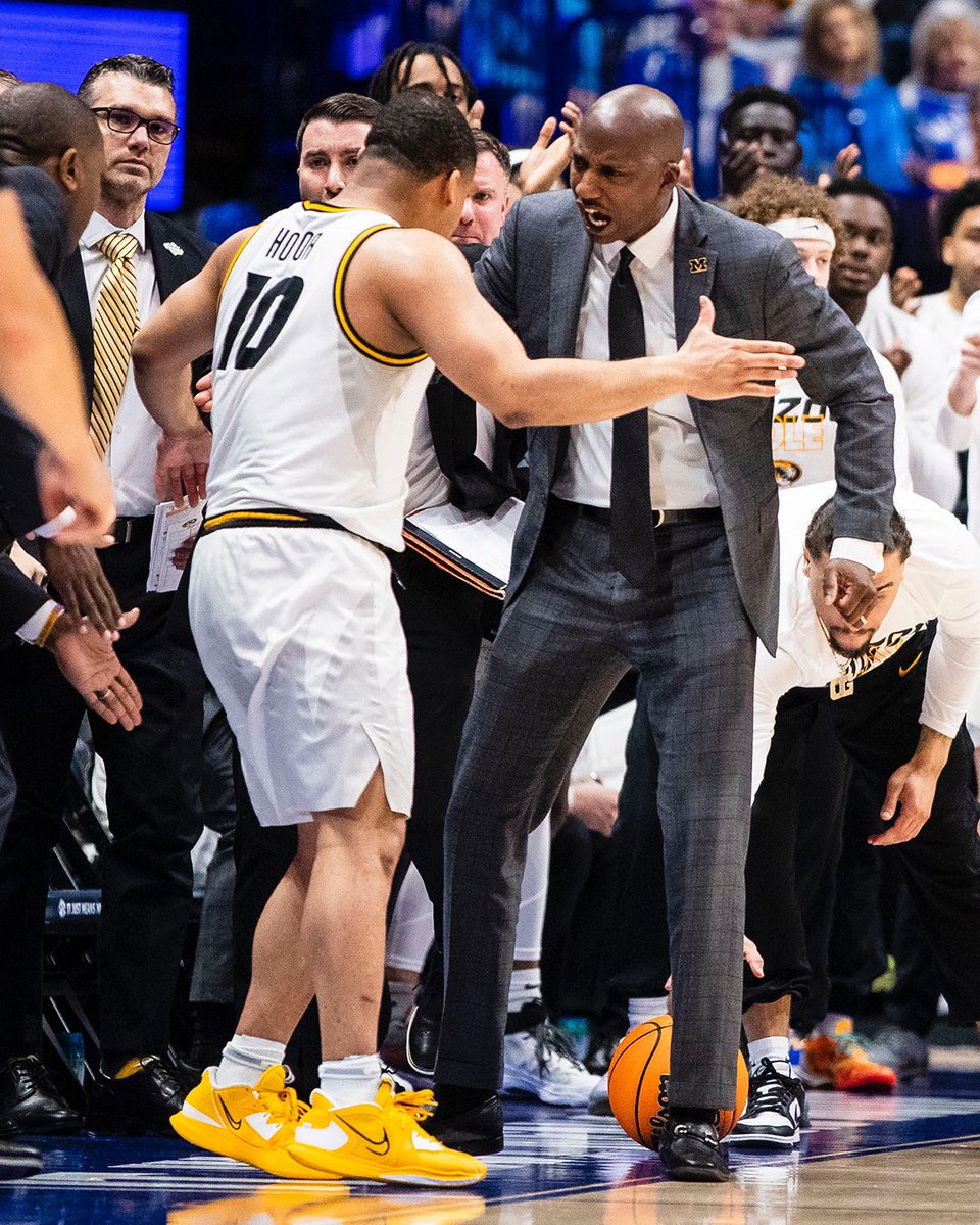 CoachSEEWHY12's tweet image. I love representing Mizzou &amp;amp; the special place the basketball program has. I’ve seen what it means to our fans and I'm excited for what we're about to accomplish. I would love nothing more than to be here for the years to come &amp;amp; to continue to build on the MU tradition #MIZ 🐯