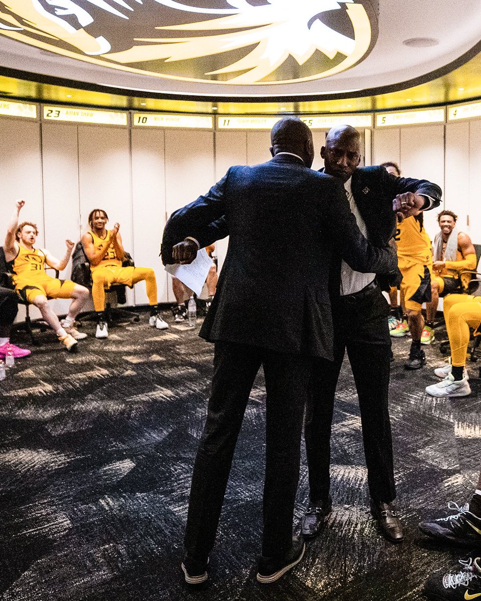 CoachSEEWHY12's tweet image. I love representing Mizzou &amp;amp; the special place the basketball program has. I’ve seen what it means to our fans and I'm excited for what we're about to accomplish. I would love nothing more than to be here for the years to come &amp;amp; to continue to build on the MU tradition #MIZ 🐯