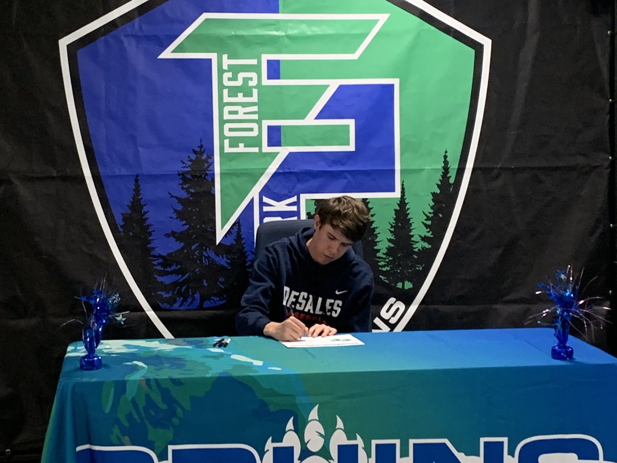 BaseballFPBruin's tweet photo. SENIOR SIGNING DAY
Congrats to Conner Yarnell! He will be attending Desales in the fall to continue his academic and baseball journey.
#ProudFPPride
#DefendtheDen
#FPBruins23
#SigningDay23
@ConnerYarnell https://t.co/hRLysFSAT3