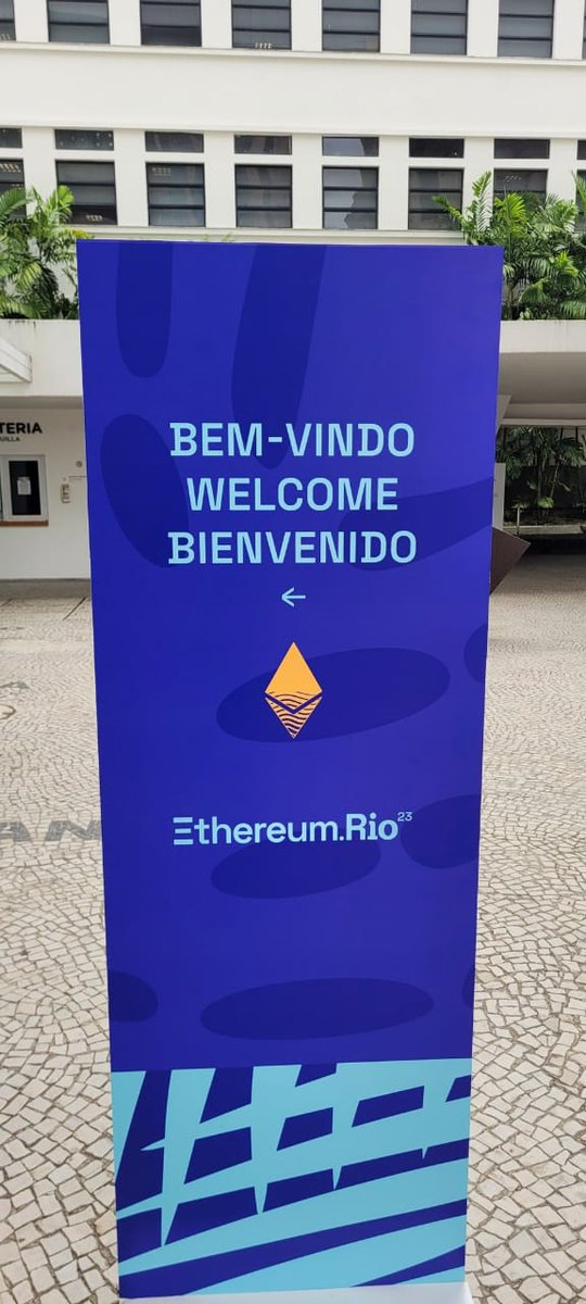 Thetryum tweet media