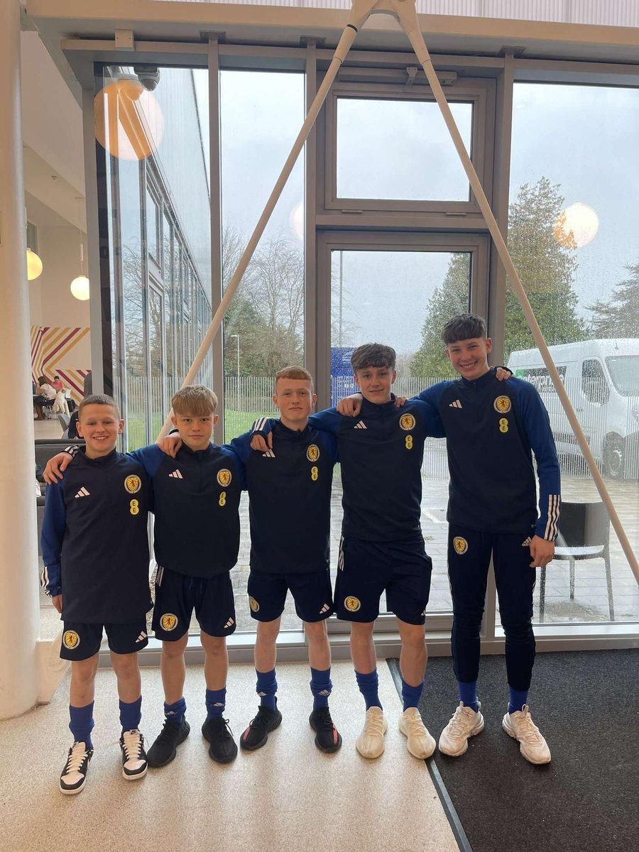 🏴󠁧󠁢󠁳󠁣󠁴󠁿 Great to see the young Rangers 2008’s at the Scotland camp in Largs today.

💙 Well done, lads!