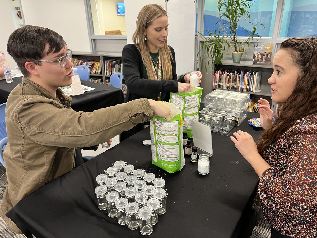 Dale B. Davis Elementary tweet media