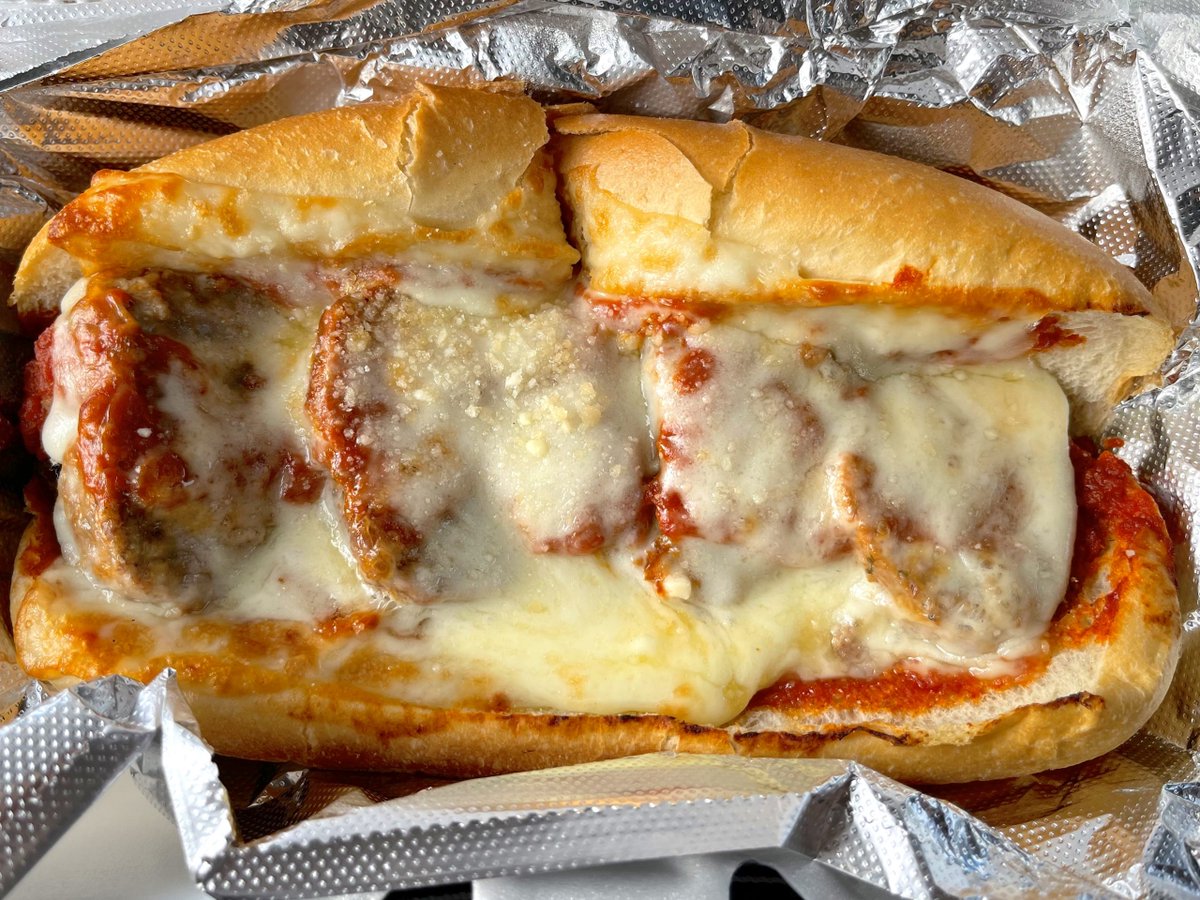 DadHasADD's tweet photo. The Tournament of Every Food Final (Four) Foods!
-" a good cheeseburger"
-pork &amp; chive dumplings
-meatball sub (biggest upset AND closest matchup)
-New York-style cheese pizza (biggest blowout)
Final (Four) Foods matchups begin in a few minutes!
#TOEF https://t.co/Wnmt0c6SCk