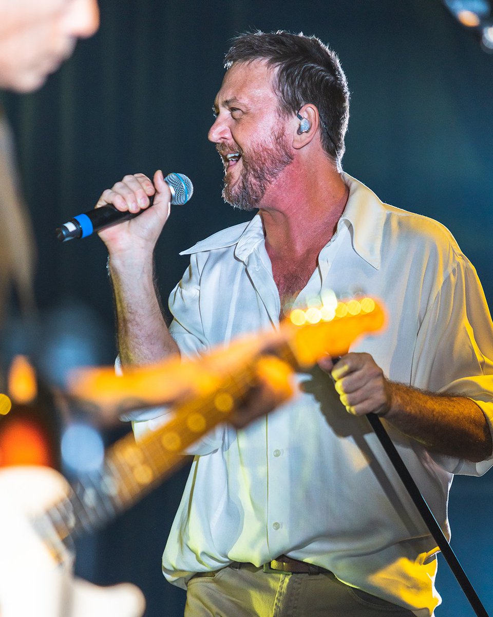 Flamboyant_Shop's tweet photo. As fotos do #FlamboyantInConcert ficaram ótimas e não tinha como ser diferente!
Acesse o link da bio para conferir mais registros do show de Marcelo Bonfá e Dado Villa-Lobos, tocando Legião Urbana.
#DadoVillaLobos #MarceloBonfá #LegiãoUrbana #FlamboyantShopping #VitrinedeGoiás https://t.co/ktZc3U6OEo