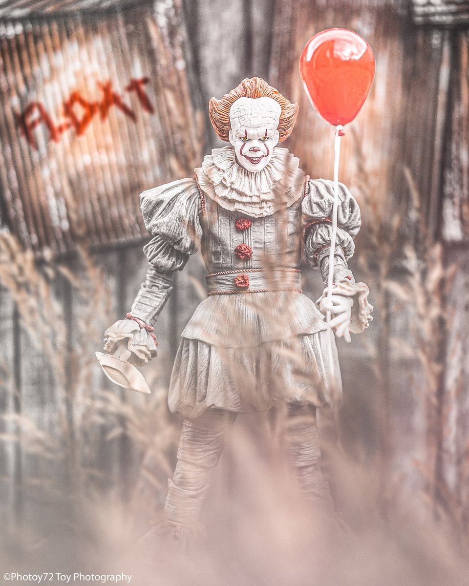 🤡🎈

@NECA_TOYS #pennywise #ITmovie #HorrorCommunity #horrormovie #clowns #scary #horror #horrortoys #toyphotographers