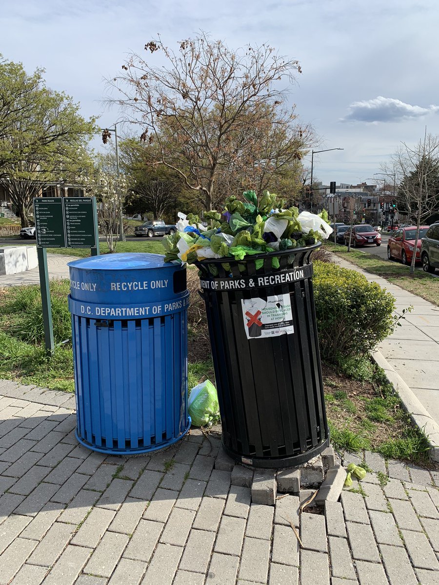 EsteliP's tweet photo. @DCDPR can we get some trash pickup on 13 and Quincy NW? It’s pretty gross over here …. #HELP https://t.co/lmuiSLqD0j