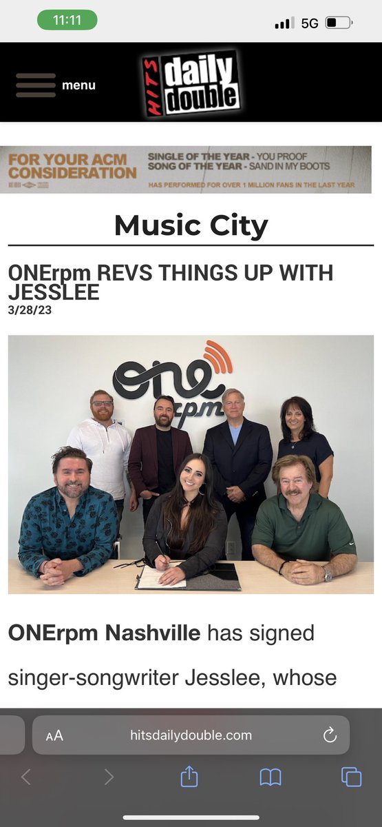 Ya girl signed her record deal💜🙌🏼✝️ 
Thank you <a href="/MusicRow/">MusicRow Magazine</a> &amp; <a href="/HITSDD/">HITS</a> for the awesome press release announcement! Head to my IG or Fb for my full post✨

&amp;TYSM to my team, my family, friends and fans who have relentlessly supported me. I am so excited to share this next chapter!
