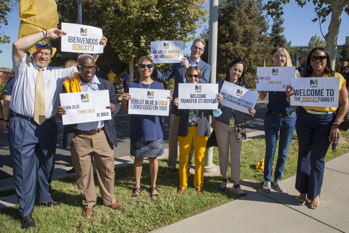 ucmerced's tweet photo. POV: Your journey at UC Merced is about to begin!
Congrats to all of the students who have been admitted to UC Merced! Future Bobcats can get a taste of campus life all April long by signing up for an "Experience UC Merced" session. 
Register>> https://t.co/tbGkqgpXa6 #scholars https://t.co/GfYmOLhCOo