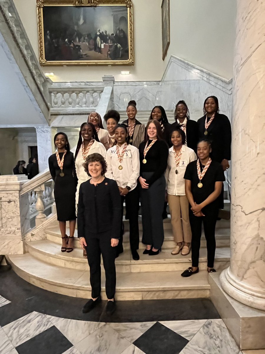 raiiisthrill's tweet photo. Class 1A State Champions spent the day at The State House in Annapolis. https://t.co/1zaQ3n3c3G