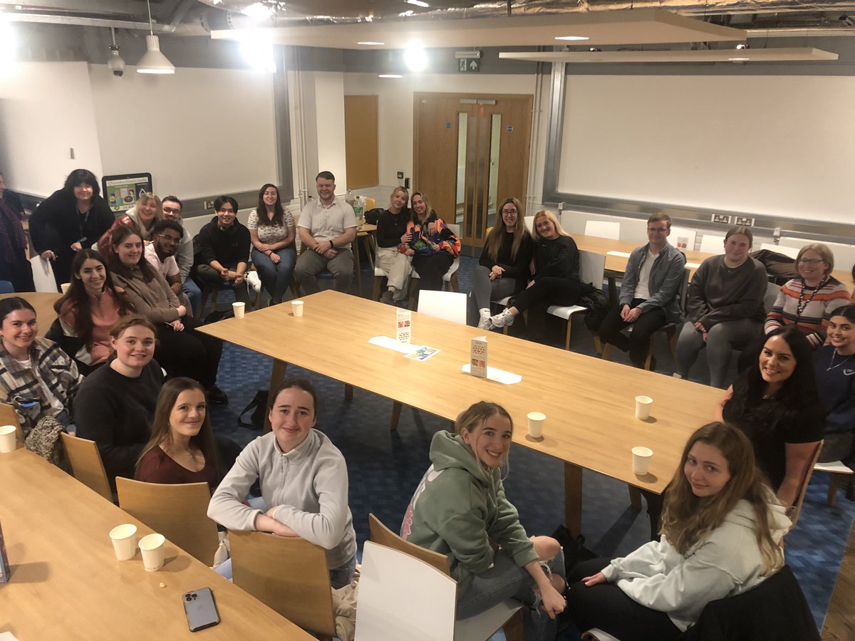 What a fantastic evening of ‘Pizza and Preceptorship’ with our final year students discussing all things a newly qualified occupational therapist might need to know with our wonderful graduates Unasia @UHCW_REACT @UHCWOTs and Lizzie @bch_ot Thank you both! @CovUniOT @KimStuartOT