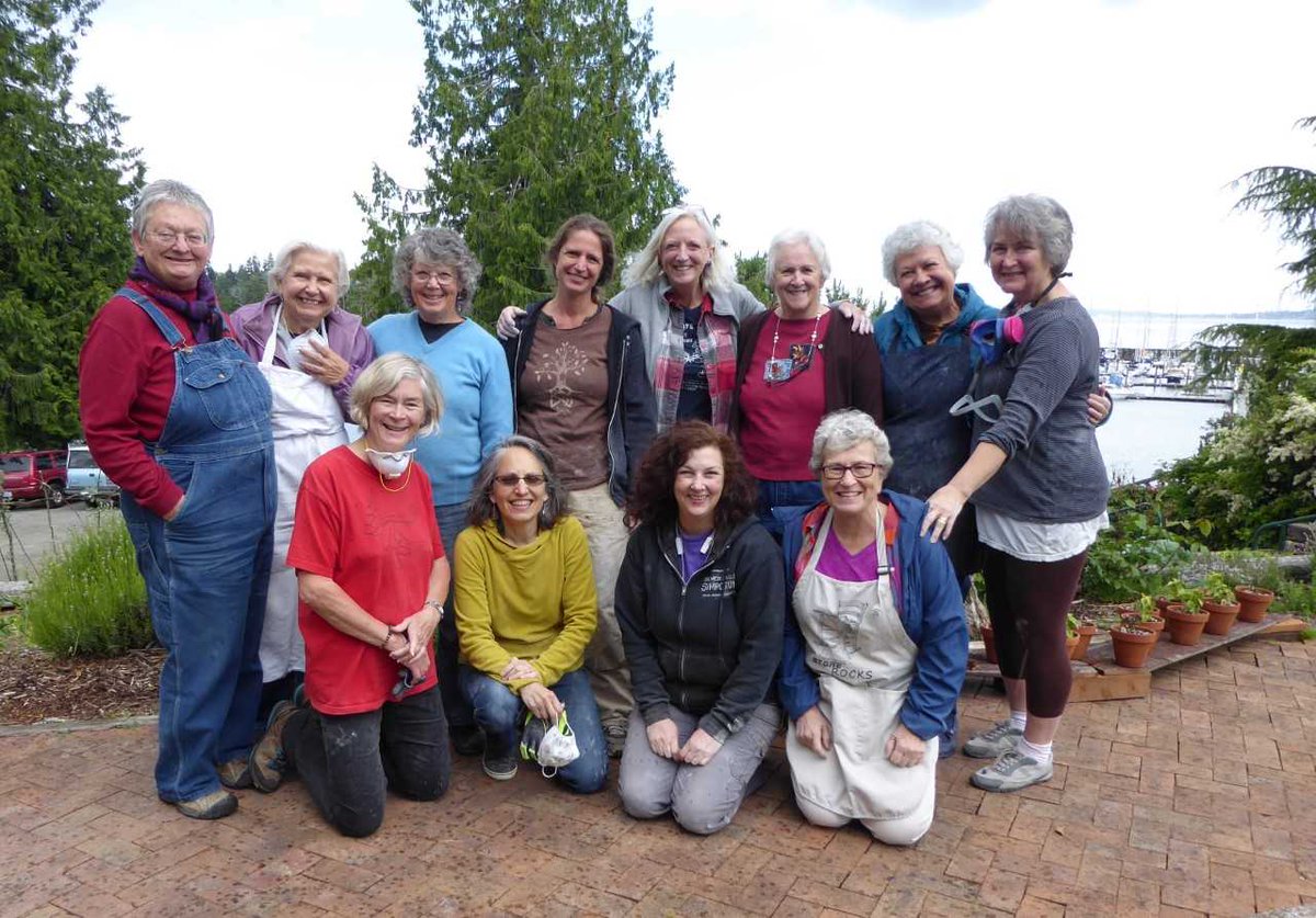 NWSSA_renee's tweet photo. April NWSSA Happenings - https://t.co/8HzPuzwhQL We have a lot of upcoming carving events this summer and show opportunities for our members - check it out! https://t.co/UEA7WbBF0k