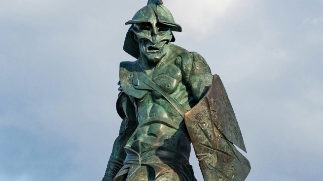 #CineHistórico Espartaco (griego: Spártakos; latín: Spartacus; Tracia, 113 a. C.-¿Lucania, 71 a. C.?) según fuentes griegas y romanas, dirigió la rebelión más importante contra la República romana en suelo itálico, ocurrida entre los años 73 a. C. y 71 a. C #hilo.....