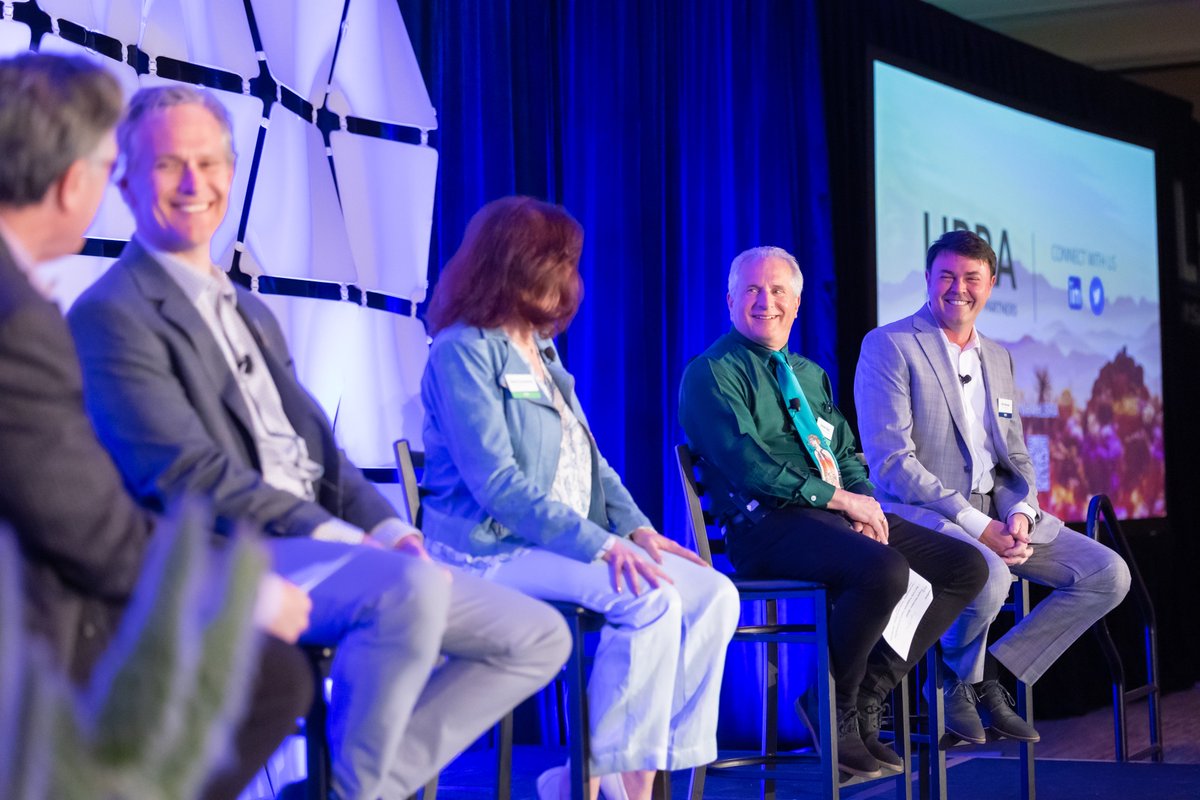 LIBRA_IP's tweet photo. Afternoon panels are underway in Phoenix. Partners discussed efficiencies in the underwriting value chain and ideas for stacking complimentary life products. #WeAreLIBRA #TheStrengthofManythePowerofOne #TheFutureofDistribution #lifeinsurance https://t.co/YZiEddIUwL