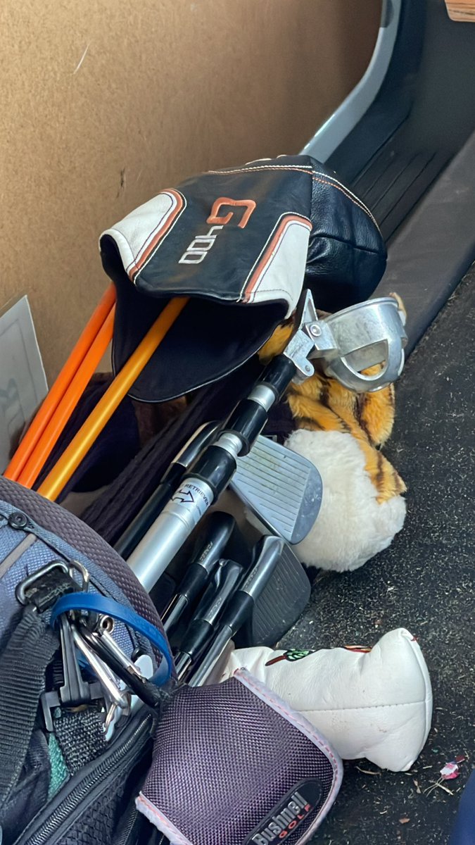 When you travel with a newer staff member for first time, and they have a 15th club! #ballretriever #netgolf #golfssociationproblem #golfadminproblem